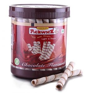 PICKWICK CHOCOLATE FLAVOURED RICH CREAMY WAFER ROLLS 300GM